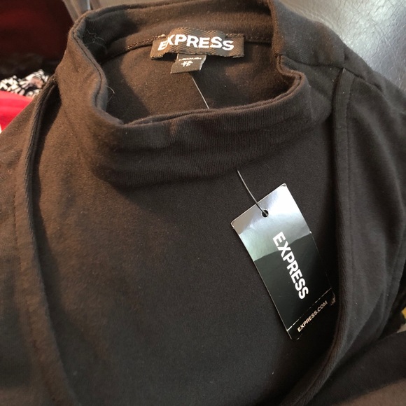 NEW With TAG - EXPRESS tank top (unique neck) - Picture 11 of 11